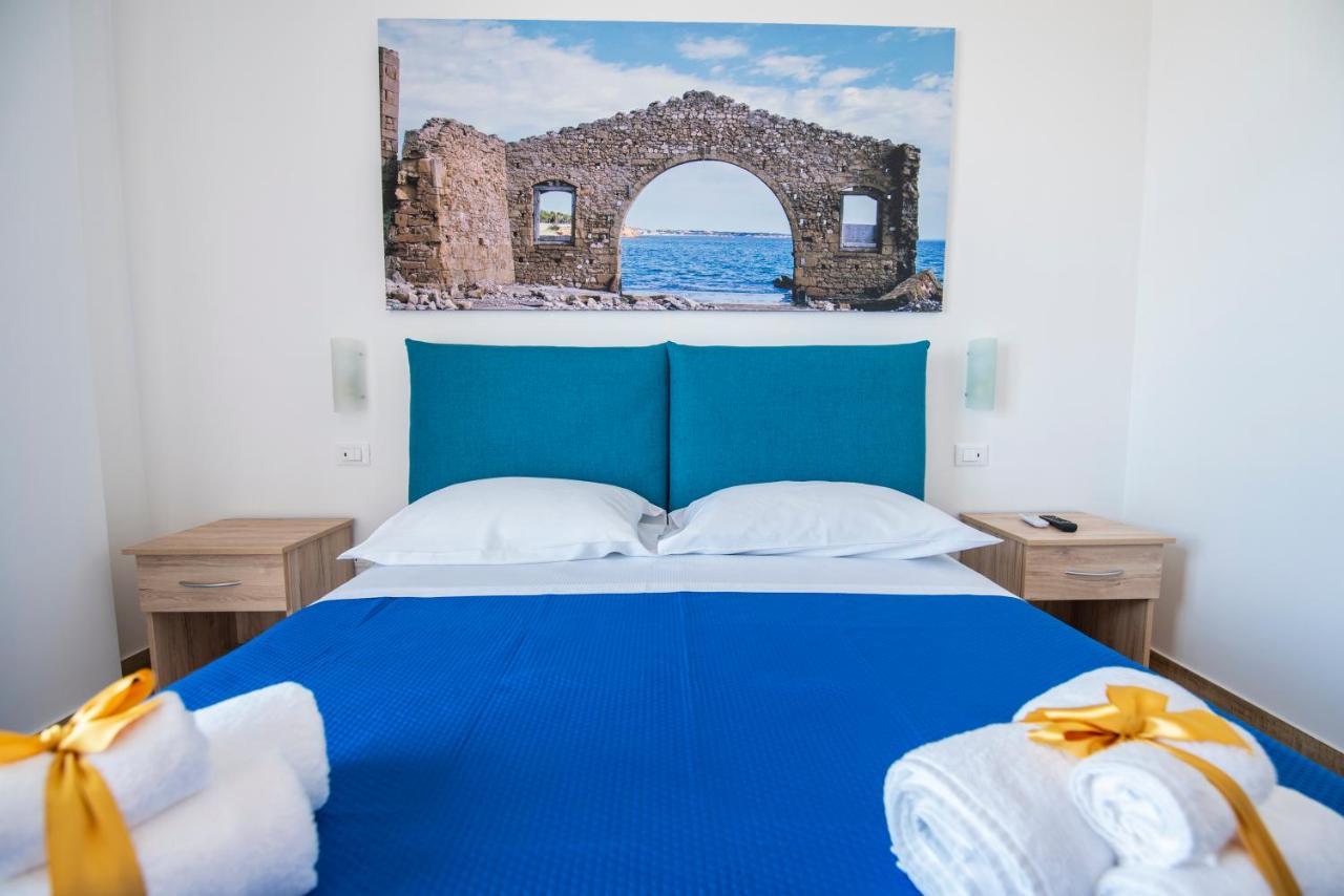 White Apartments & Spa อาโวลา ภายนอก รูปภาพ